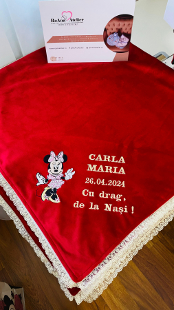 Paturici Bebelusi - Paturica rosie Minnie personalizata