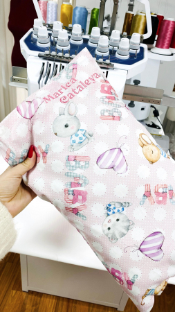Lenjerii de patut - Pernuta gradinita personalizata cu nume