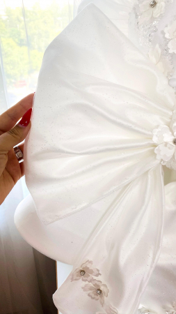 Rochita alba Sophia cu funda supradimensionata [8]