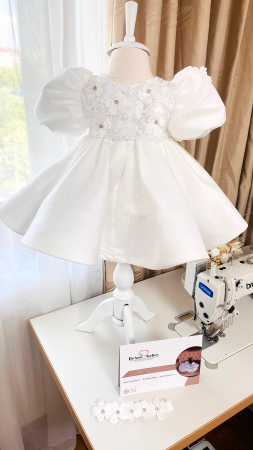 Rochita alba Sophia cu funda supradimensionata [4]