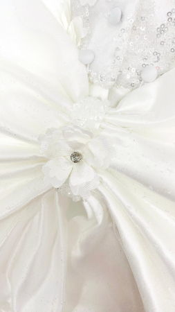 Rochita alba Sophia cu funda supradimensionata [9]