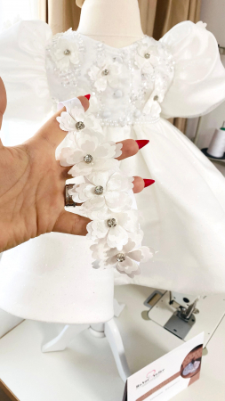 Rochita alba Sophia cu funda supradimensionata [7]