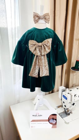 Rochite Botez - Rochita Golden Bow