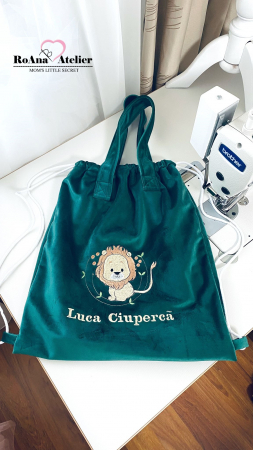 Saculet Leu din catifea verde