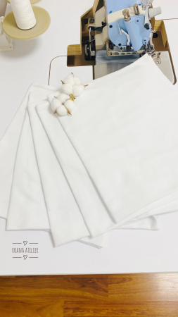 Lenjerii de patut - Set 5 scutece finet alb