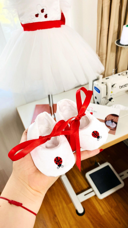 Set Rochita Botez Alba Gargarite [3]