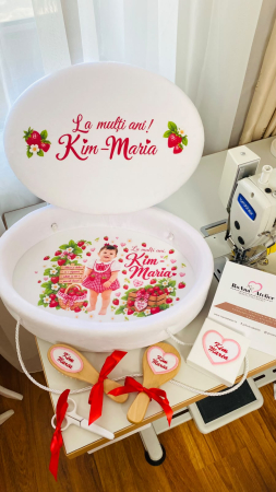 Tavite Mot Turta - Set Tavita Mot Cu Capac Alba Strawberry Personalizata