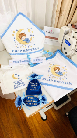 Trusouri Botez Catifea - Trusou Botez Moon Baby 7 piese