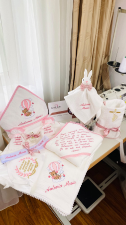 Trusou Botez Muselina Alba Ursulet cu balon roz [1]