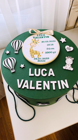 Trusou Botez Muselina personalizat cu initiale verzi [3]