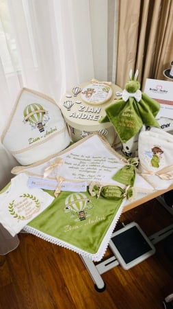 Trusouri Botez Catifea - Trusou Botez Olive Ursulet in Balon cu aer cald