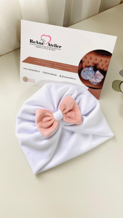 Paltonase, Botosei si Bonete - Turban bebe alb cu fundita roz prafuit