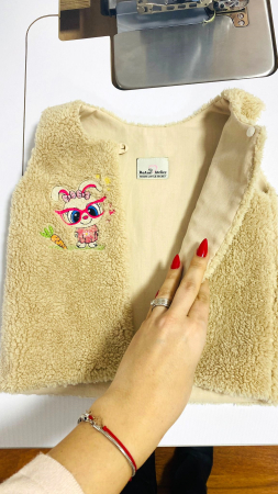 Vesta blanita Iepuras  [2]