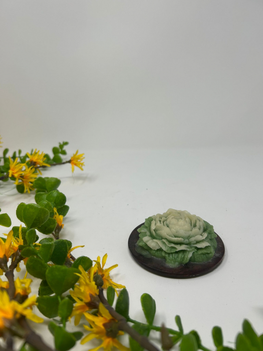 Lumânare Parfumată Galben cu Verde – Formă de Floare | Decor Elegant [2]