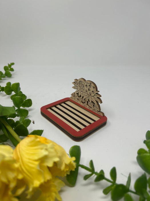 Săpunieră din lemn Buburuză cu model floral – suport săpun pentru baie [2]