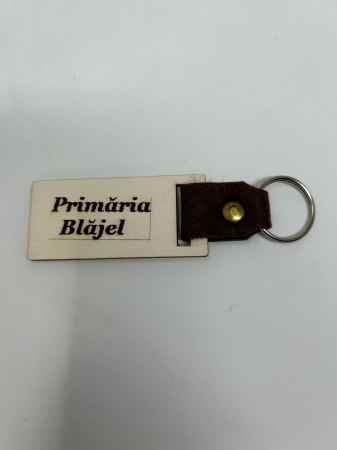Produse decorative - Breloc chei din lemn,gravat la laser cu textul Primăria Blăjel