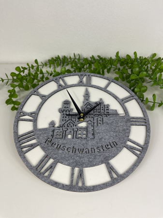 Ceasuri - Ceas de perete Neuschwanstein – Design elegant cu castel, diametru 30 cm