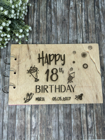 Nuntă Botez Aniversare - Guestbook personalizat din lemn pentru majorat – gravat laser