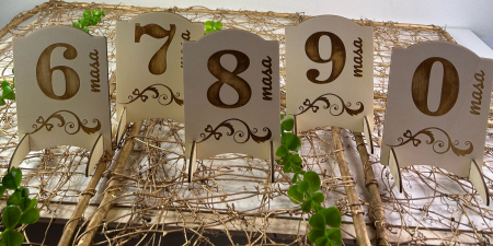 Numere de Masă din Lemn – Set Decorativ pentru Evenimente [1]