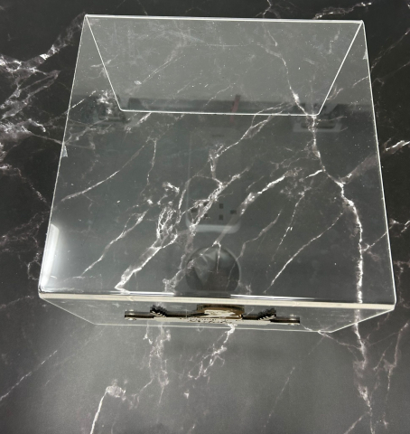 Suport pentru prăjituri cu logo personalizat,din plexiglas [1]