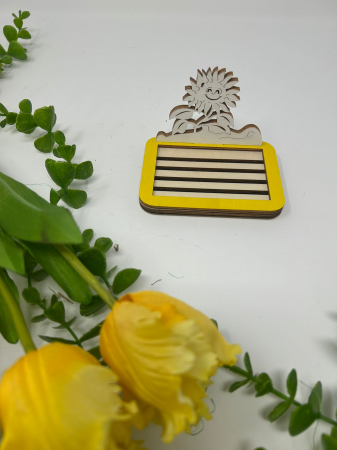 Săpunuri artizanale - Suport pentru săpun din lemn de plop – Model Floarea Soarelui, natural și decorativ