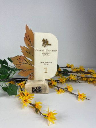 Medalii si Trofee - Trofeu Din lemn de plop