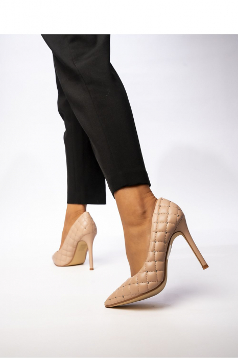 Pantofi eleganți LUMORA NUDE cu toc subțire și detalii metalice [1]