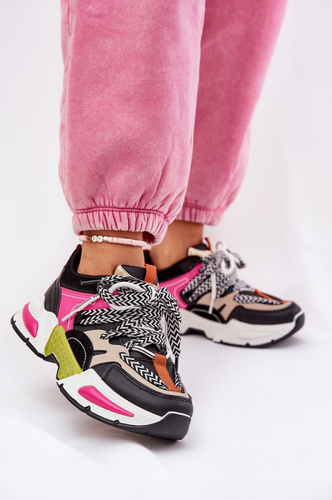 Stilouri dama elegante din piele ecologică – confort și stil modern [1]