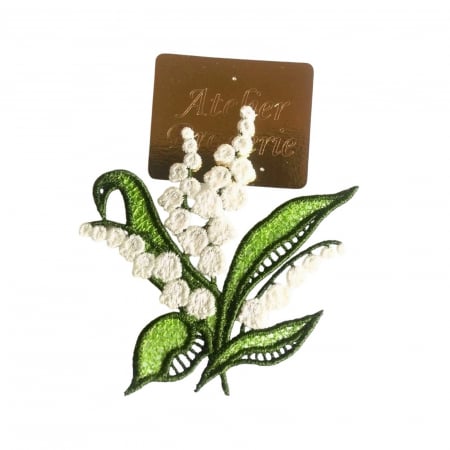 Brose - Brosa Buchet Margaritar Brodat Manual – Accesoriu Elegant si Delicat