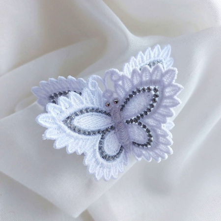 Brose - brosa-fluture-alb-3d-eleganta.jpg