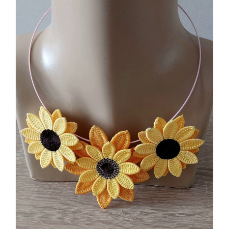 Coliere - Colier Elegant cu Florea de Soarelui