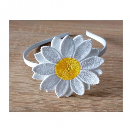 Cordeluta cu Margareta Dubla Handmade Accesoriu Delicat si Elegant [2]