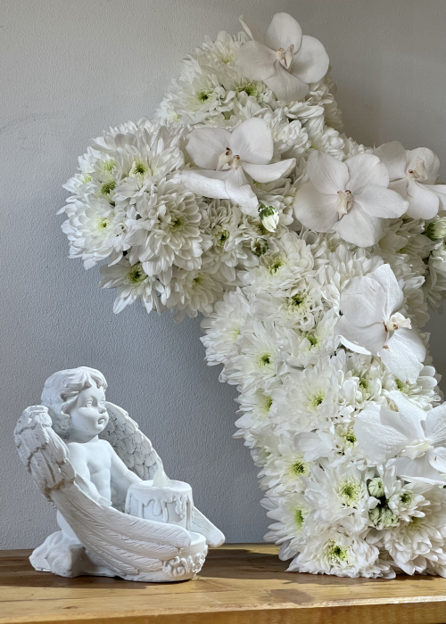 Aranjament funerar Cruce cu crizanteme si vanda [2]