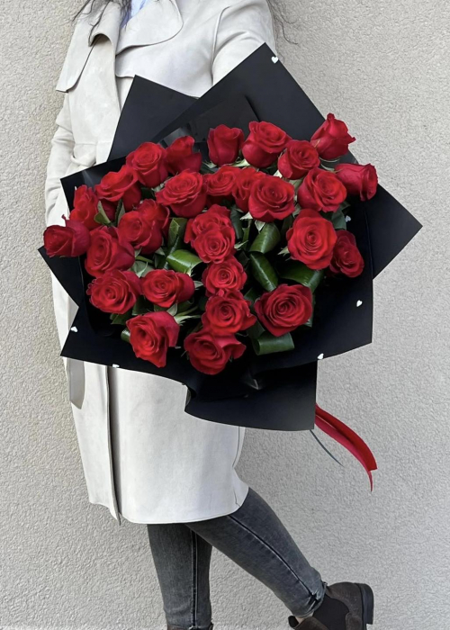 Buchet de trandafiri rosii "For Her" [2]