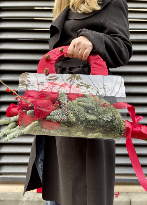 Buchet Poseta transparenta cu Trandafiri Rosii [3]