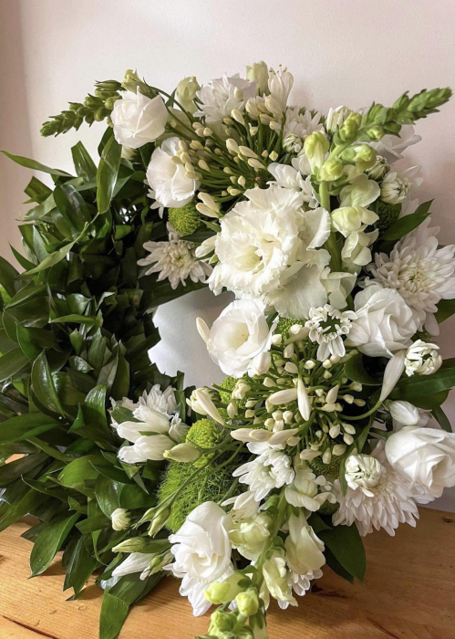 Coroana Funerara cu Lisianthus [6]