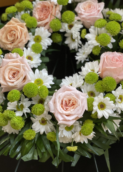 Coroana funerara cu trandafiri roz [4]