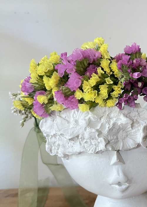 Coronita din limonium roz si galben pentru scolari [2]