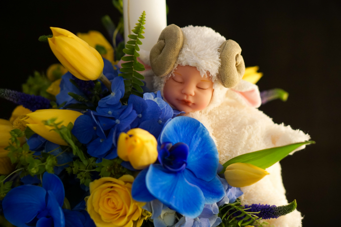 Lumanare galbena cu albastru Zodiac [7]