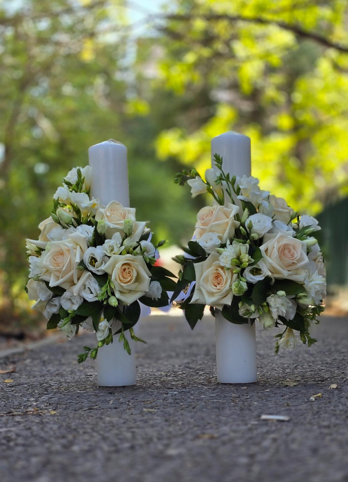 Lumanari cu Flori Albe si Crem [2]