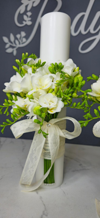 Lumanări de cununie “Pure White” cu frezii albe [3]