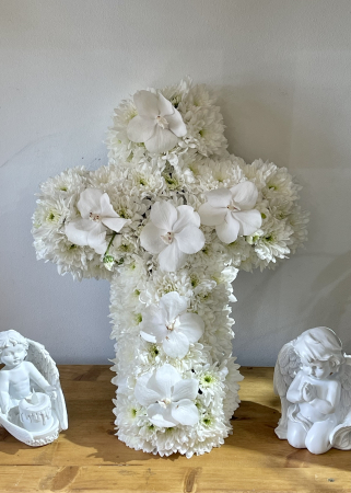 Funerare - Aranjament funerar Cruce cu crizanteme si vanda