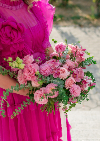 Evenimente - Buchet de mireasa Barbie din dalii, orhidee, lisianthus si trandafiri