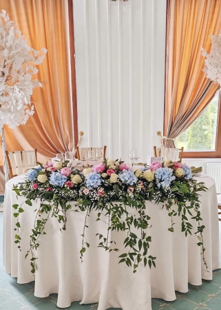 Evenimente - Aranjament prezidiu "Combo style"