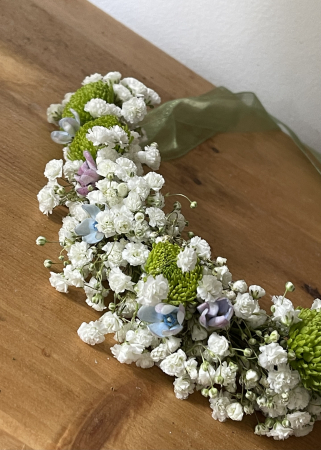 Coronite - Coronita din flori naturale santini, oxypetalum si gypsophila pentru scolari