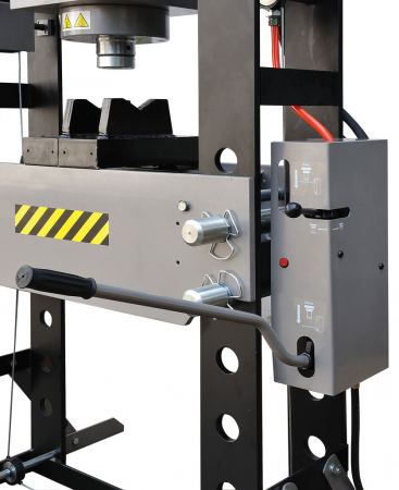 Presa  pneumatico-hidraulica 75 tone Rodcraft WP75P [3]