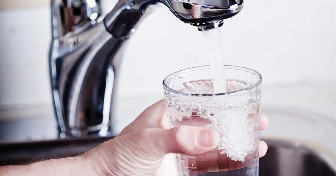 Cum sa elimini calcarul din apa de la robinet