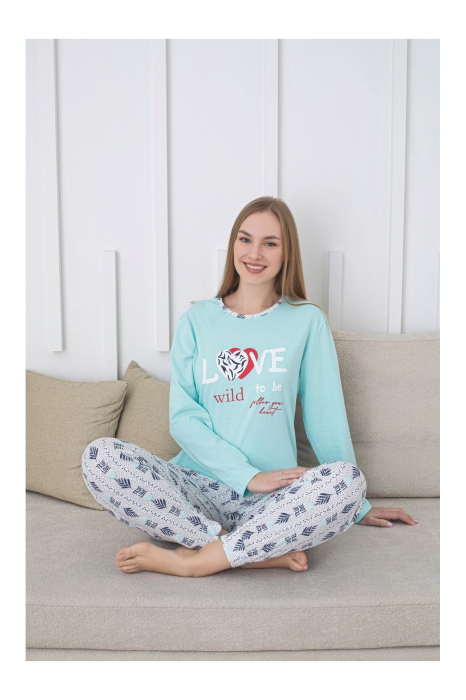 Pijama decolteu rotund, Albastru deschis, imprimeu Love Wild [2]