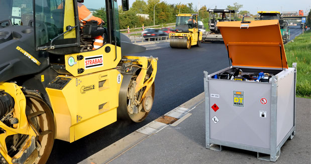 Siguranta si eficienta in transportul de carburanti si substante periculoase: solutii Romtank pentru rezervoare certificate ADR