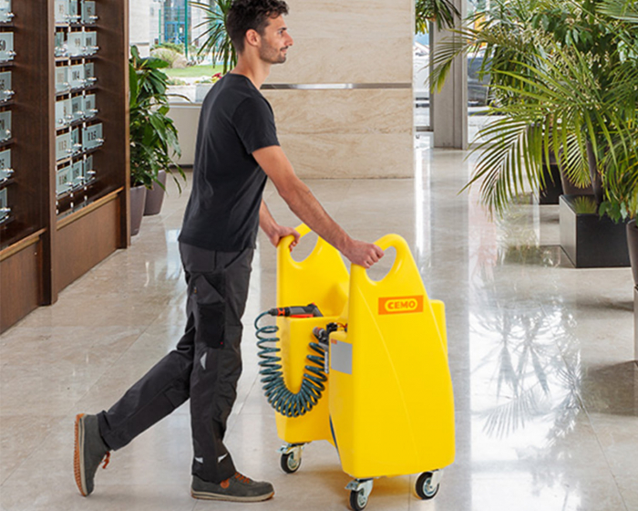 Rezervor mobil pentru apa tip carucior, 130 L, cu baterie CAS [3]